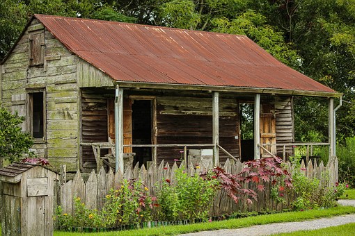 slave-cabin